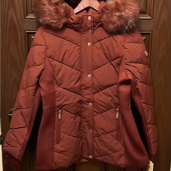 Michael Kors Women’s Faux-Fur Hooded Puffer Coat-Burgundy-Size Large NWT💋 - Picture 6 of 7